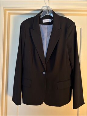 Calvin Klein Black Single-Button Blazer with Notch Lapel